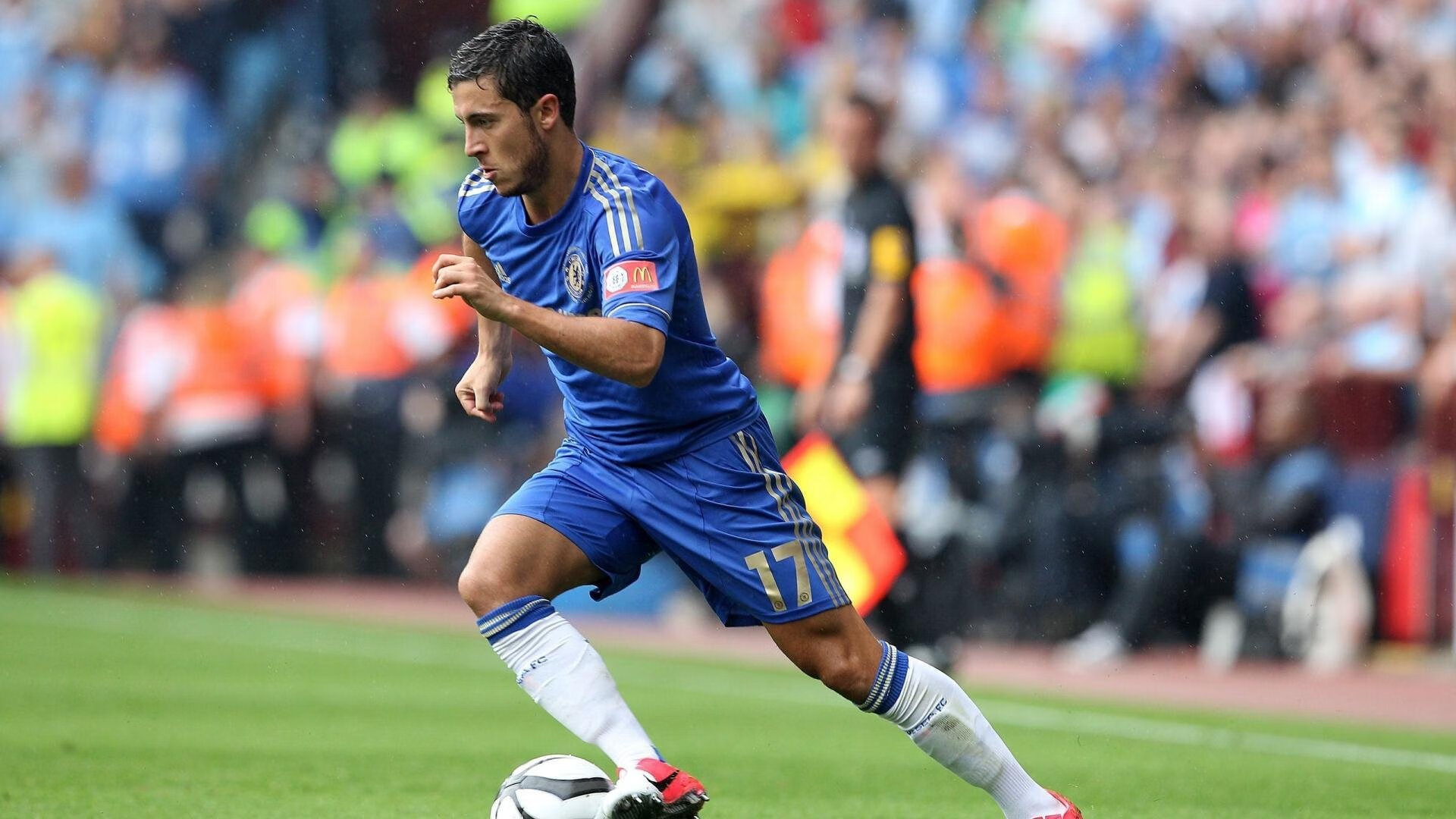 《FIFA》虚拟世界杯;线上线下同步狂欢!,fifa足球世界阵容模拟玩脱了