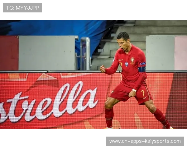 国家队热身赛策略变化：更多实验性阵型出现