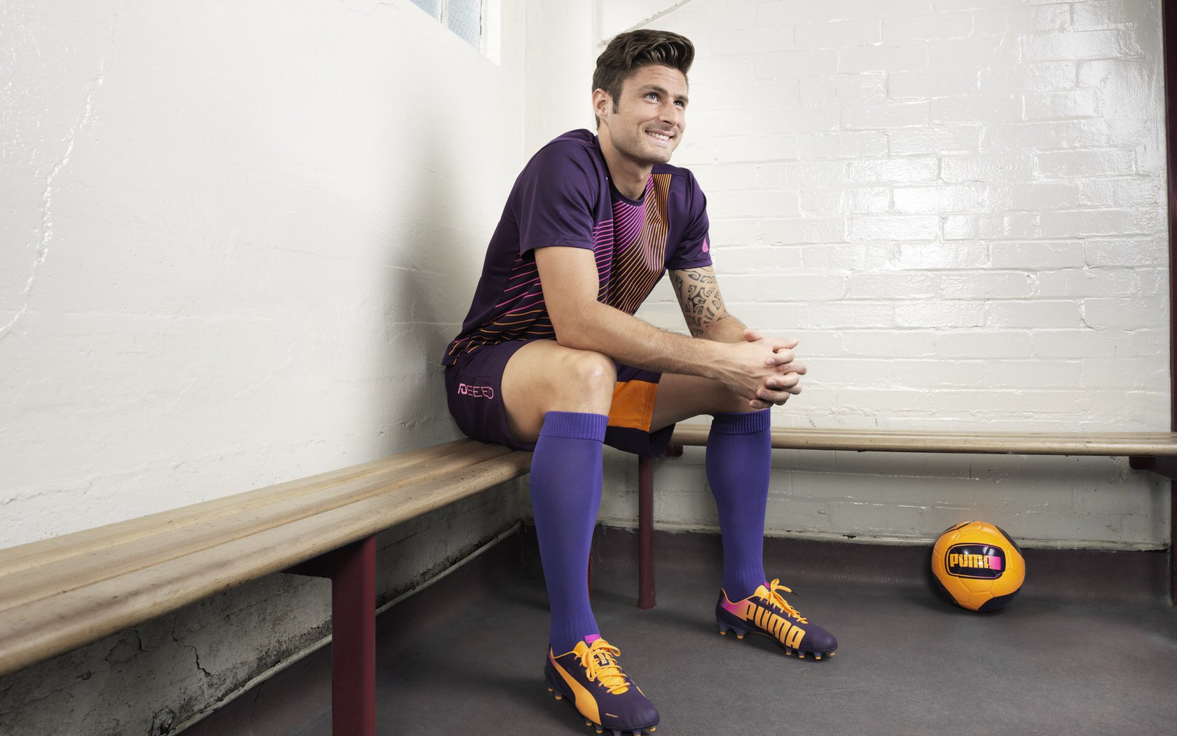 西汉姆联的莫耶斯：铁锤帮的铁血精神，莫耶斯年薪西汉姆联